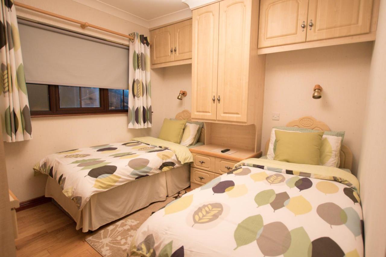 Rossgier Inn Lifford Ngoại thất bức ảnh
